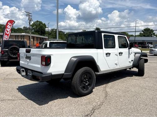 2025 Jeep Gladiator Sport