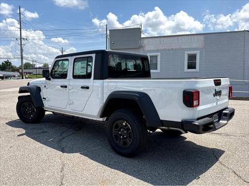2025 Jeep Gladiator Sport