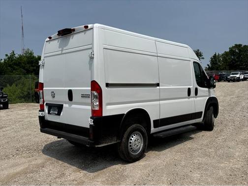 2025 RAM ProMaster 1500 Base