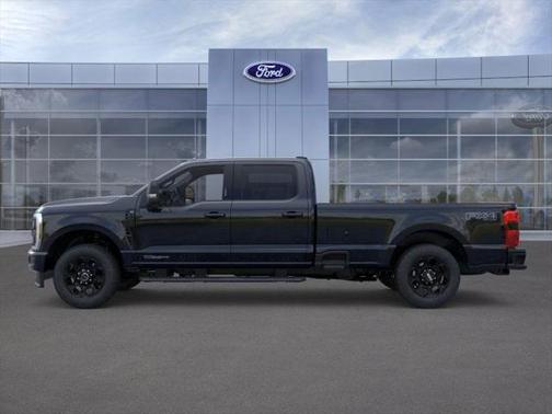 2025 Ford F-350 XLT
