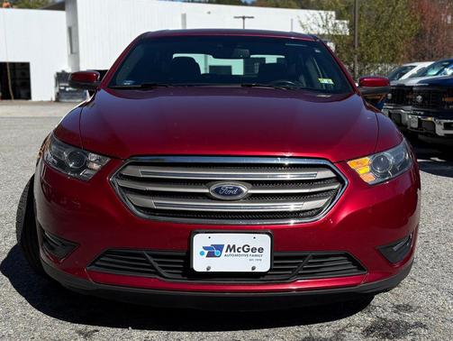 2016 Ford Taurus SEL