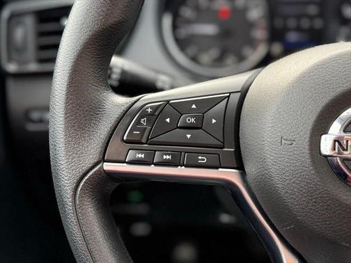 2017 Nissan Rogue Sport S