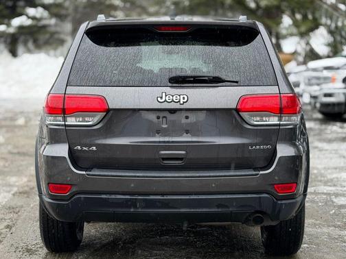 2017 Jeep Grand Cherokee Laredo
