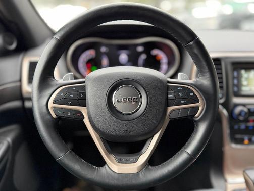 2017 Jeep Grand Cherokee Laredo