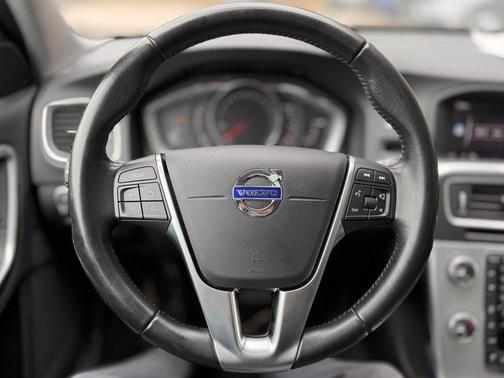 Black 2017 Volvo V60 T5 Premier