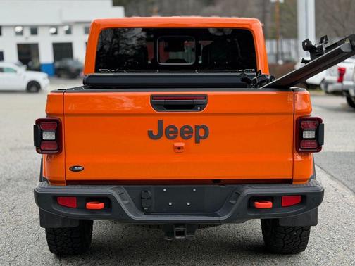 2025 Jeep Gladiator Mojave 4x4