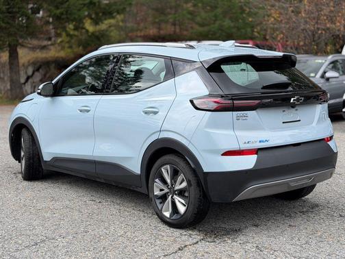 2022 Chevrolet Bolt EUV FWD LT