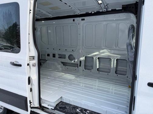2025 Ford Transit-150 Base