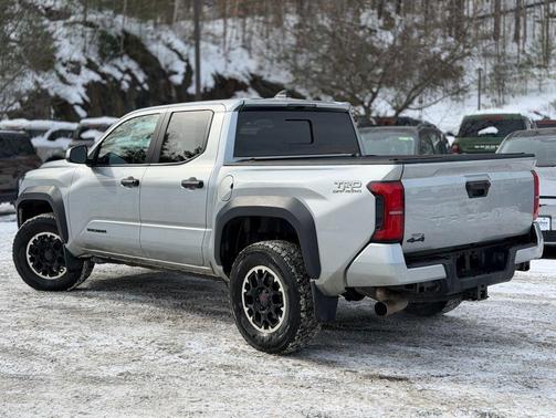 2024 Toyota Tacoma TRD Off Road
