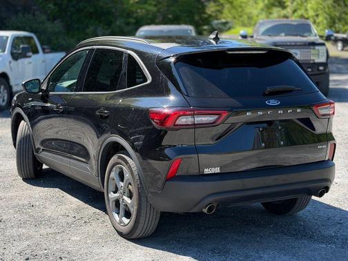 Agate Black Metallic 2025 Ford Escape ST-Line Select