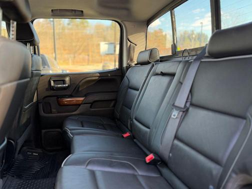 2018 Chevrolet Silverado 1500 High Country