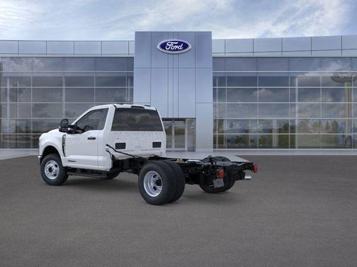 2025 Ford F-350 XL