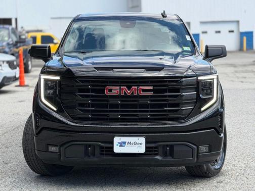 Onyx Black 2024 GMC Sierra 1500 Elevation