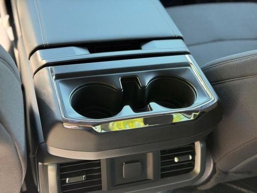 Agate Black Metallic 2026 Ford F-150 XLT