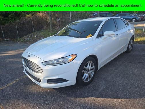 Oxford White 2016 Ford Fusion SE