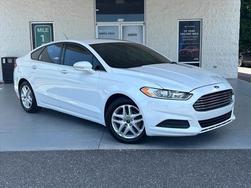 Oxford White 2016 Ford Fusion SE