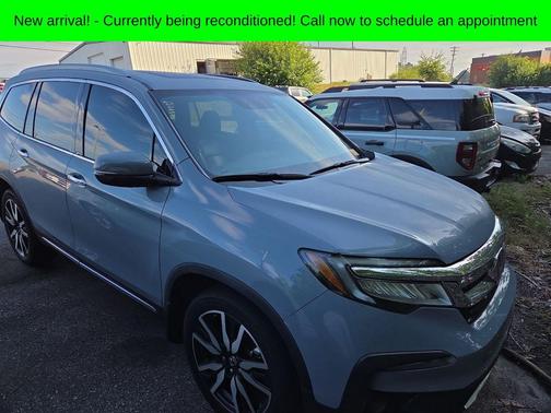 2022 Honda Pilot Touring 8-Passenger