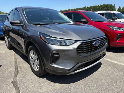 Gray Metallic 2024 Ford Escape Active