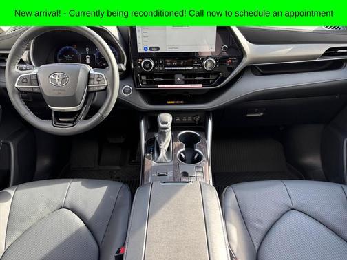 2025 Toyota Highlander Limited