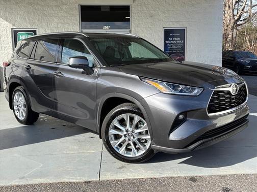 2025 Toyota Highlander Limited