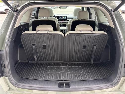 Green 2025 Kia Sorento EX