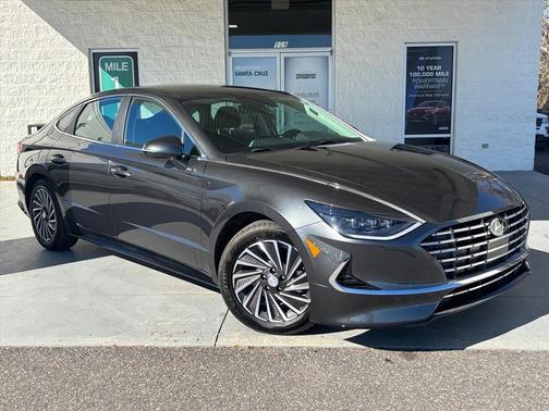 2023 Hyundai SONATA Hybrid SE