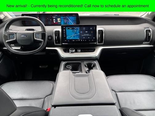 Silver Metallic 2025 Ford Expedition Platinum