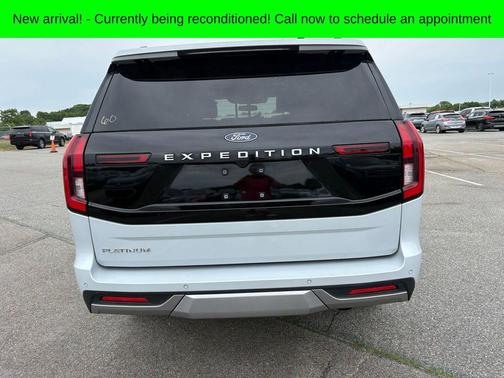 Silver Metallic 2025 Ford Expedition Platinum