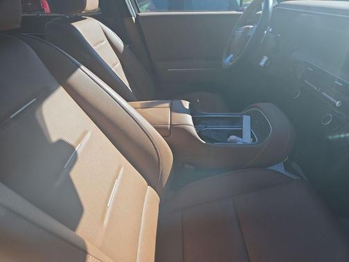 White Pearl 2026 Hyundai PALISADE Calligraphy