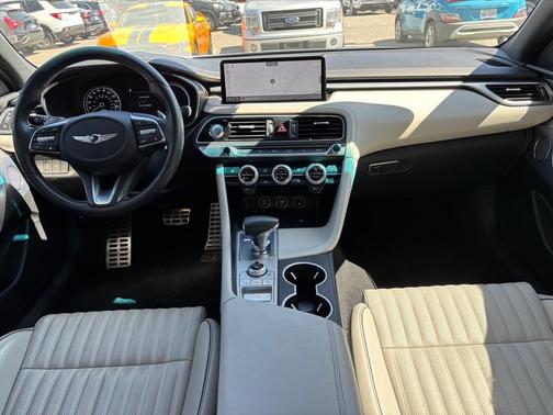 2023 Genesis G70 2.0T AWD