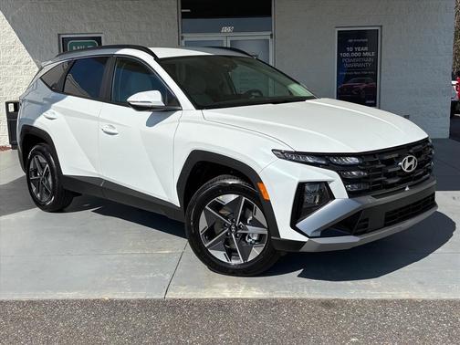 White Pearl 2026 Hyundai TUCSON Hybrid SEL Convenience