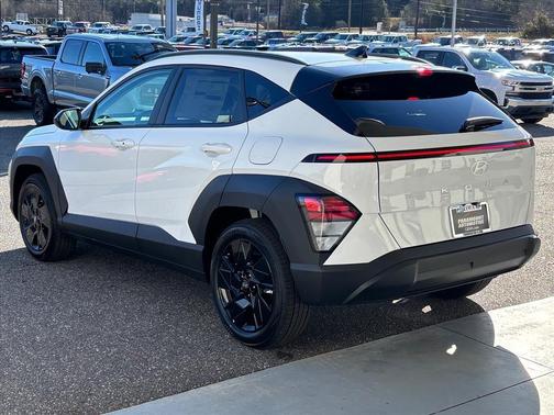 White 2026 Hyundai KONA SEL Sport