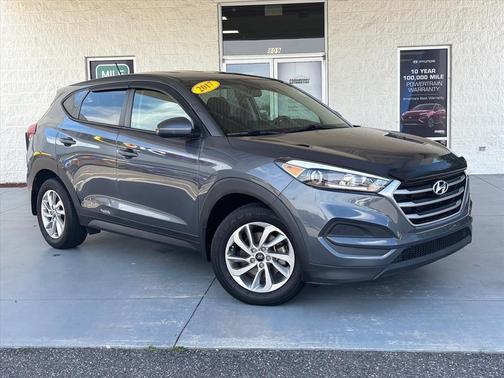 Coliseum Gray 2017 Hyundai TUCSON SE