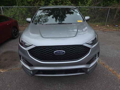 Silver Metallic 2021 Ford Edge ST Line