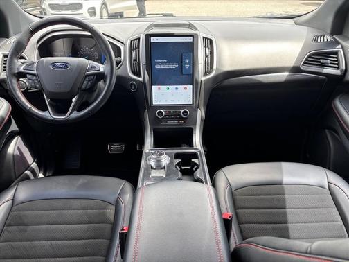 Silver Metallic 2021 Ford Edge ST Line