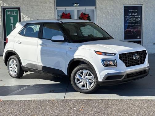 2026 Hyundai VENUE SE