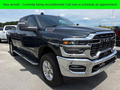 Diamond Black 2026 RAM 2500 Big Horn Crew Cab 4x4 6'4' Box