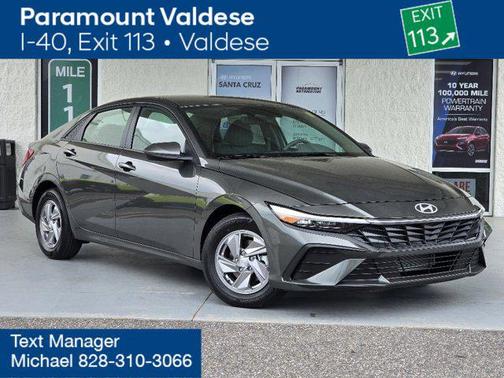 2025 Hyundai ELANTRA SE