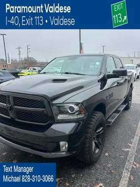 2018 RAM 1500 Night Crew Cab 4x4 5'7' Box
