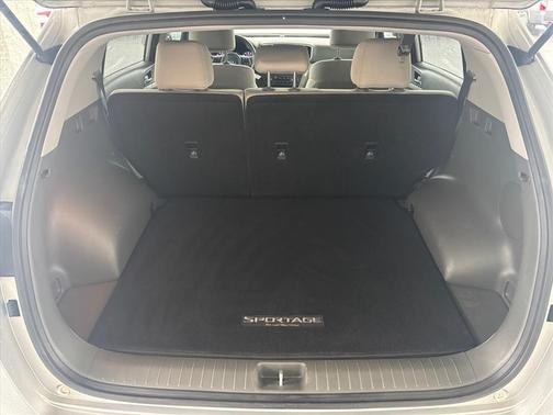 Sparkling Silver 2019 Kia Sportage LX