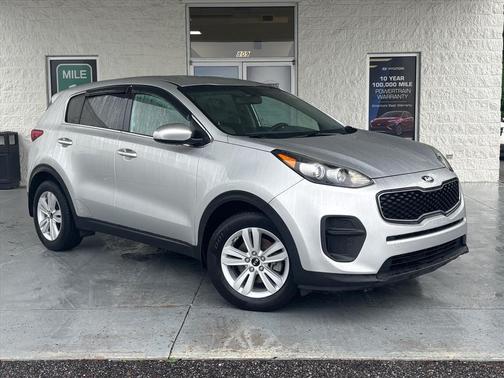 Sparkling Silver 2019 Kia Sportage LX
