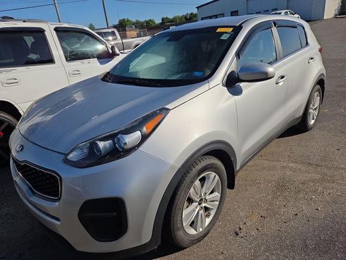 Sparkling Silver 2019 Kia Sportage LX