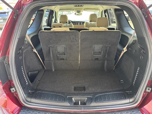 Red 2022 Dodge Durango SXT RWD
