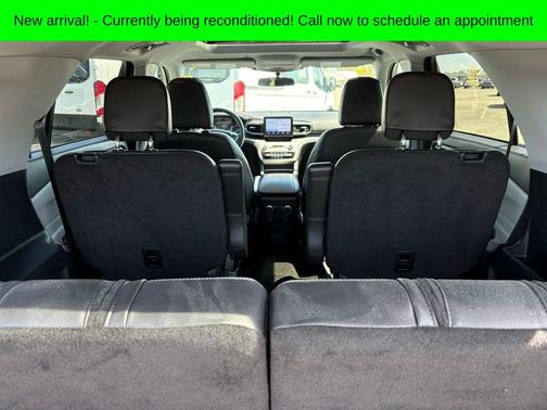 CARBONIZED GRAY METALLIC 2024 Ford Explorer XLT