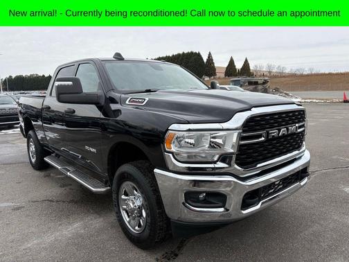 2024 RAM 2500 Big Horn Crew Cab 4x4 6'4' Box