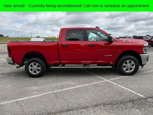 Flame Red Clearcoat 2026 RAM 2500 Big Horn Crew Cab 4x4 6'4' Box