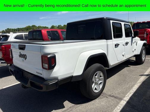 Bright White Clearcoat 2021 Jeep Gladiator Sport S