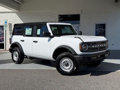 OXFORD WHITE 2025 Ford Bronco Base SUV