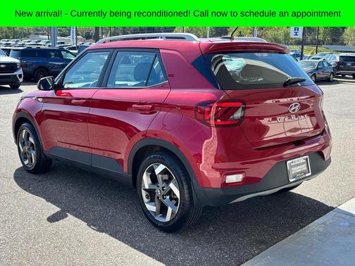 2023 Hyundai VENUE SEL