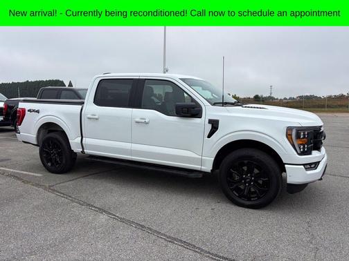 Oxford White 2023 Ford F-150 XLT